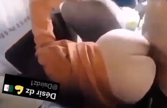 سكس جزائري جديد فضيحة محجبة تتناك مع صاحبها في الحافلة