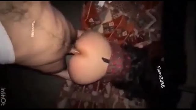 فيديو سكس عراقي بنت تتناك فطيزها وتقول احلى اهات